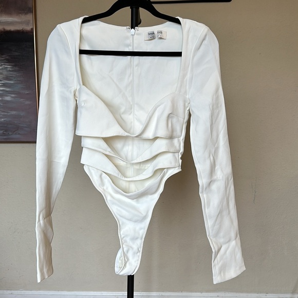 HOUSE OF CB 'Danica' White Cutout Bodysuit NWOT size S - Picture 4 of 16